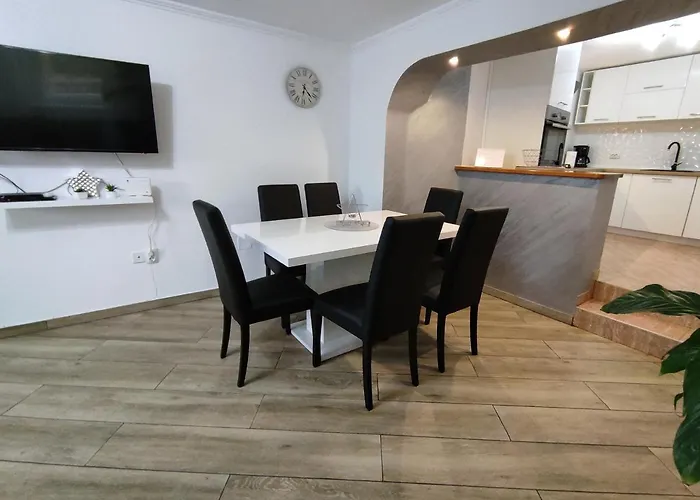 Family Friendly House With A Swimming Pool Kraljevica - 21125 Σπίτι διακοπών
